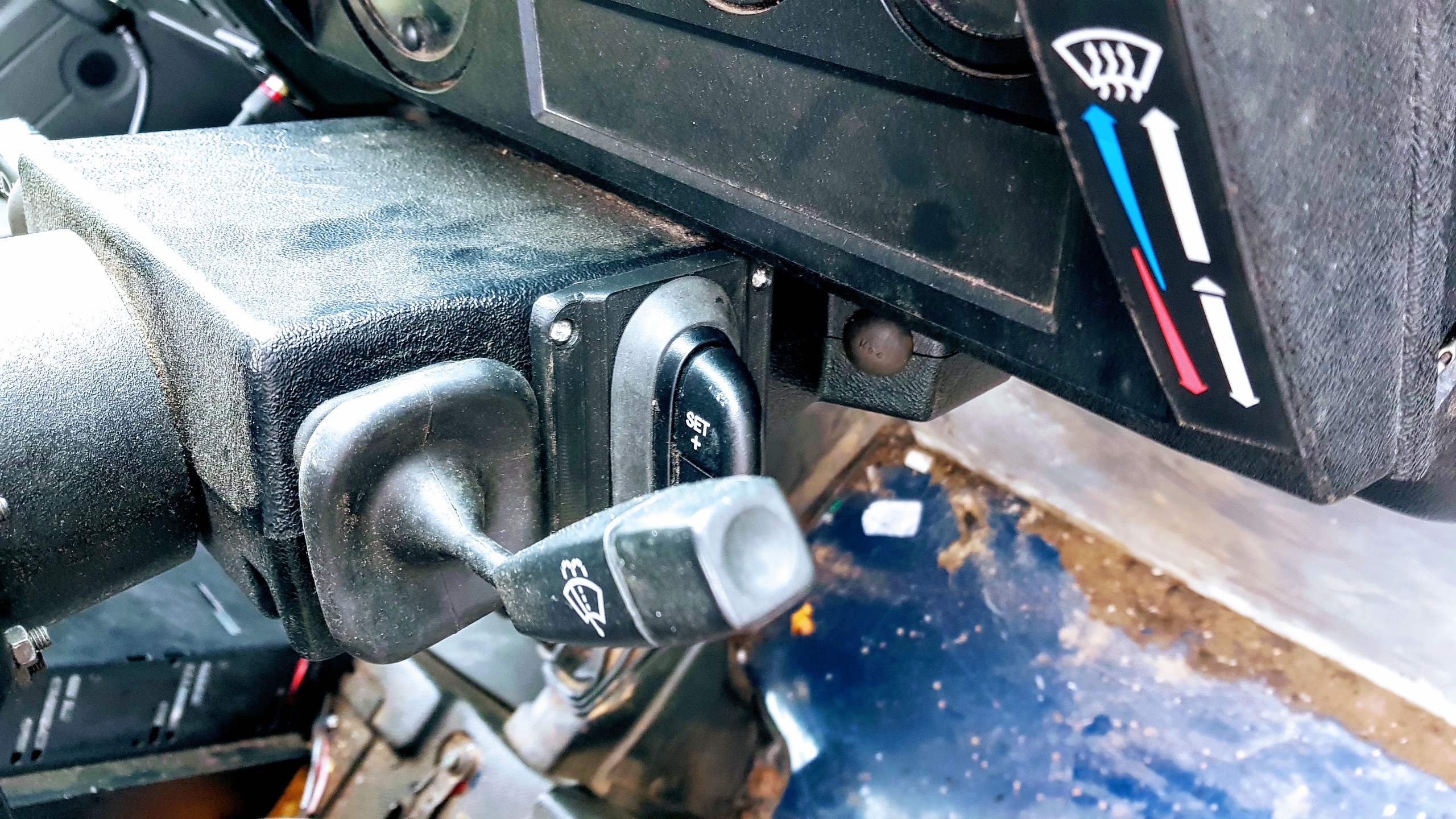 Adapter for Discovery 2 Cruise Control switch